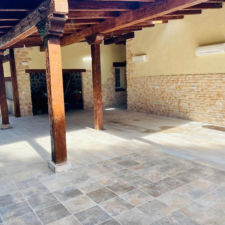 Villa La Casa de la Pradera Navahondilla Exterior foto