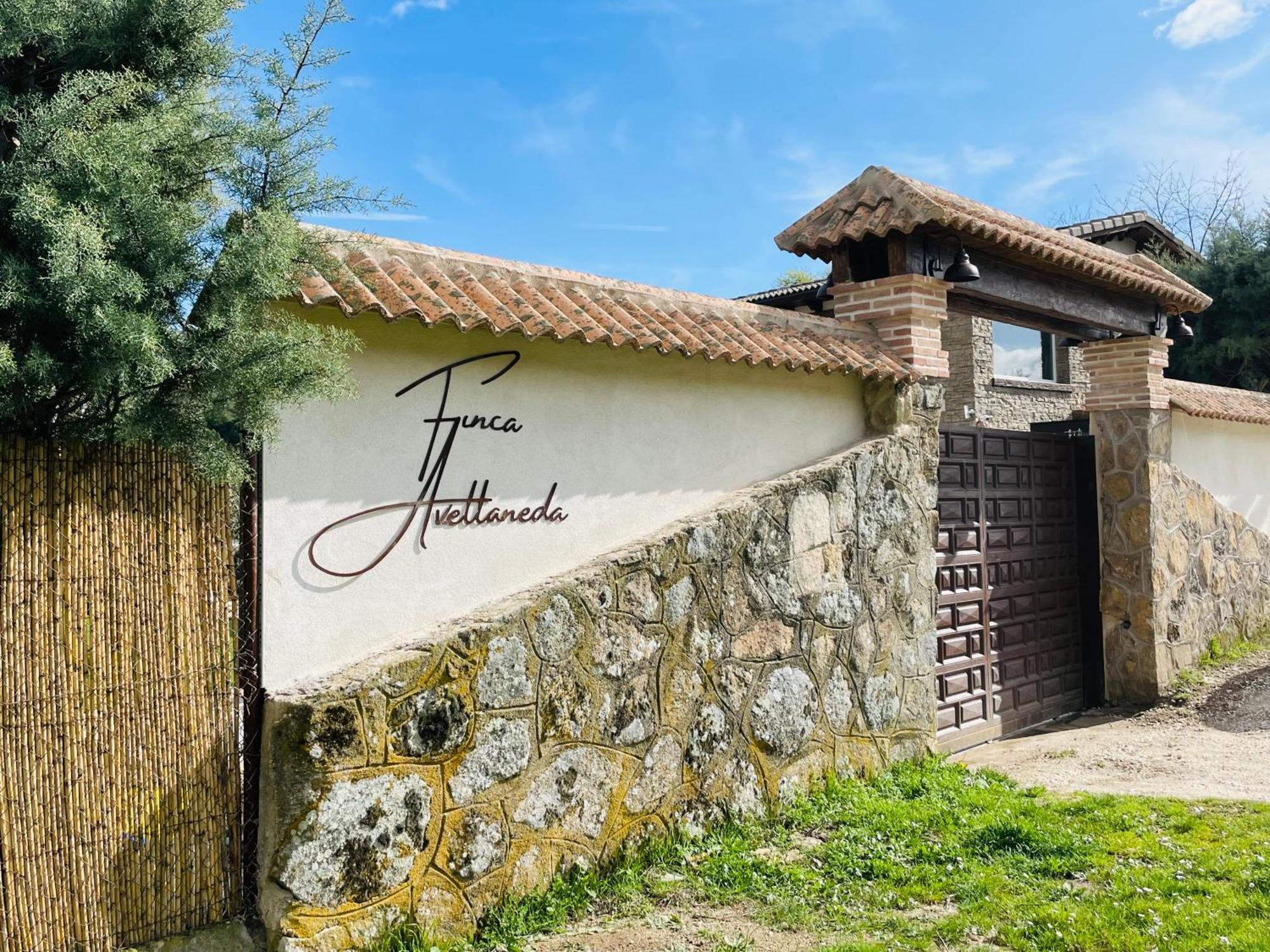 Villa La Casa de la Pradera Navahondilla Exterior foto